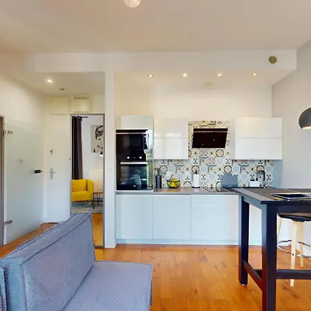 Witold's Apartment's Centrum By The Odra River - Rooftoop Terrace *